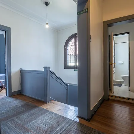De Blasis Budget Rooms-3